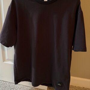 ALO Yoga Black Short Sleeve Tee